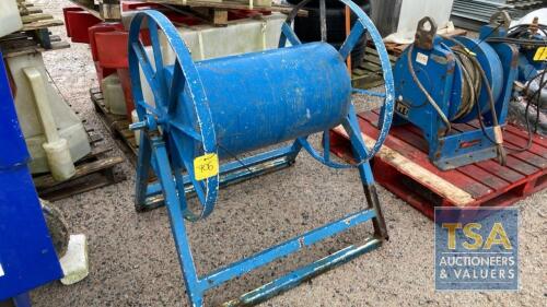 METAL FREE STANDING HOSE REEL