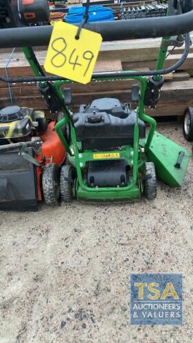 JOHN DEERE MOWER