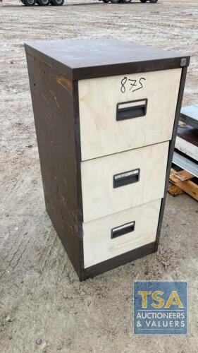 METAL FILING CABINET APPROX 32 X 46 X 100