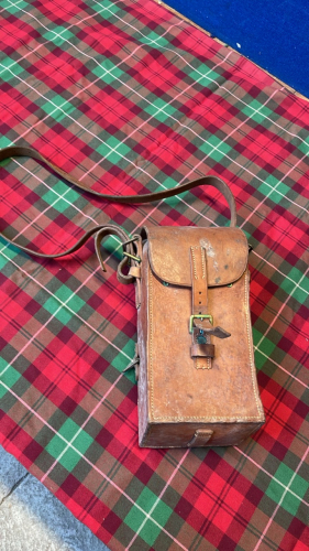 WW1 GERMAN GUNNERS LEATHER MAG POUCH