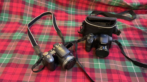 BOX-2 CAMERAS-FUJIFILM & SONY