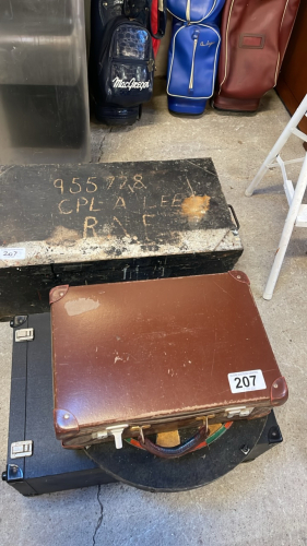 DARTBOARD CASE & 2 BOXES