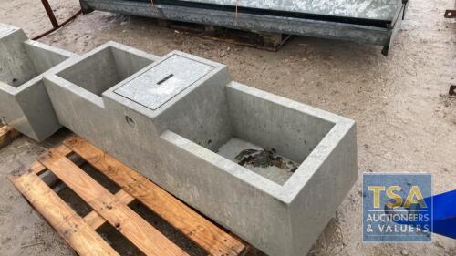 DOUBLE SIDED CONCRETE TROUGH