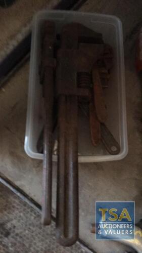 7 STILSONS AND ADJUSTABLE SPANNERS