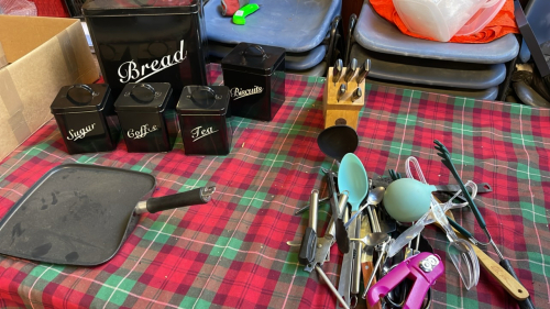 2 BOX CUTLERY, BREAD BIN
