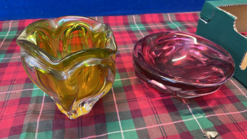 2 PIECES OF ART GLASS