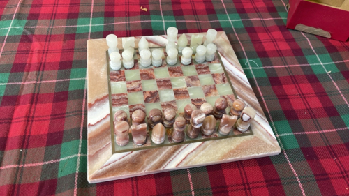 MARBLE CHESS SET- 1 PCE MISSING