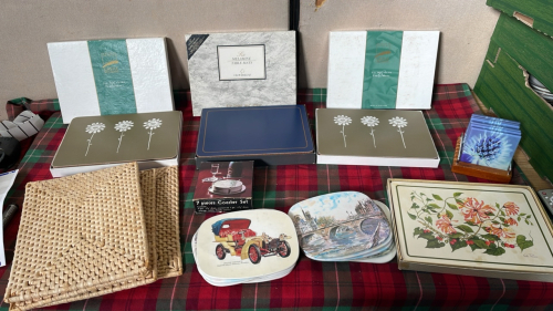 BOX TABLE MATS