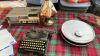 TV/TAPE/RADIO PLAYER TYPEWRITER LAMP & ROBOT HOOVER-NO CHARGER