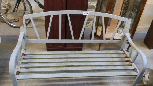 GARDEN BENCH