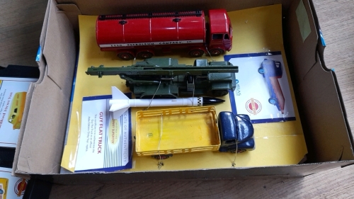 BOX-DINKY TANKER & TRUCKS