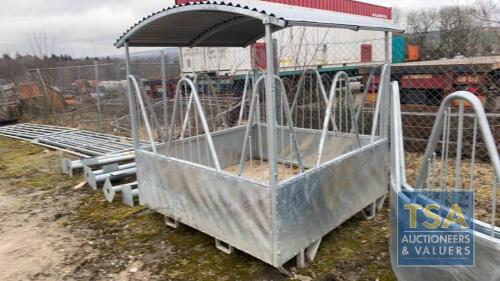 6' X 6' COVERED HORSE FEED BOX