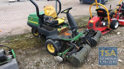 JOHN DEERE 2500A