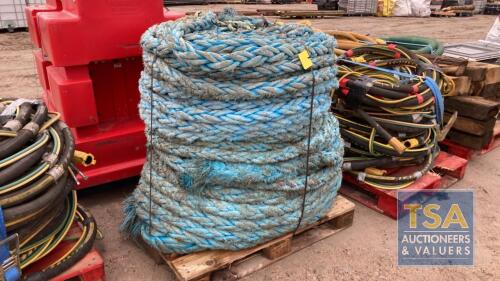 THICK NYLON ROPE