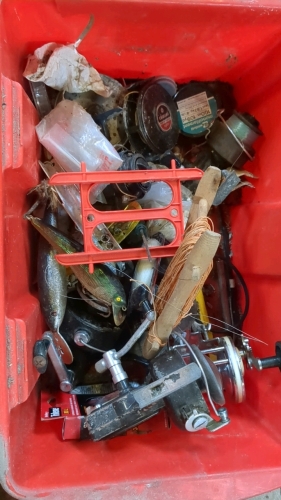 BOX ASSORTED FISHING ITEMS