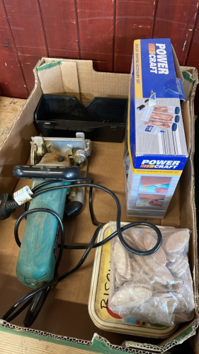 BOX BISCUIT JOINTER & ACCESS.