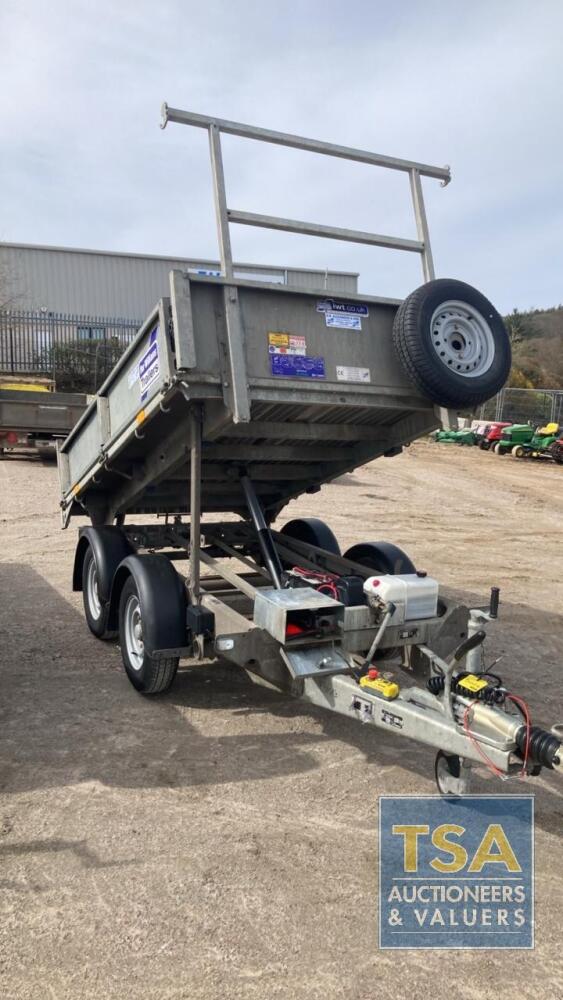 IFOR WILLIAMS TT2515 ELECTRIC TIPPER WITH LADDER RACK