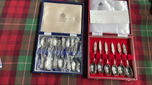 2 CASED MAPPIN & WEBB SPOONS & VARIUOS MAPS