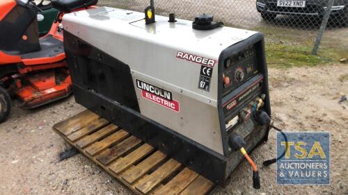 LINCOLN RANGER WELDER/GENERATOR