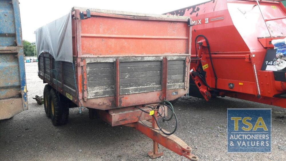 MARSHALL 8 TON TRAILER WITH GRAIN SIDES