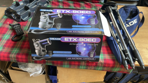 MEADE ETX 90EC TELESCOPE & TRIPOD