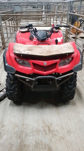 Suzuki 400 Quad Good Runner 5yr old, 520hrs, wax out frame