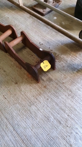Weld on saddle for excavator 45mm pins