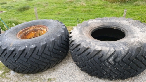 2no tyres off Slurry Spreader