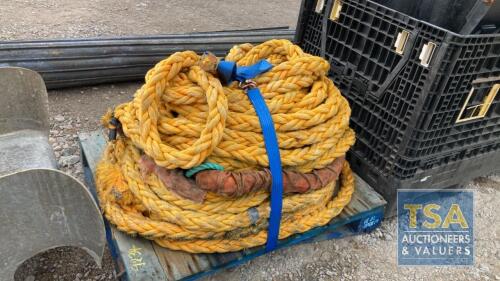 LARGE NYLON MOORING ROPE