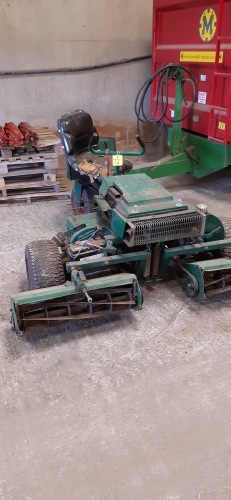 RANSOME 3 GANG LAWN MOWER