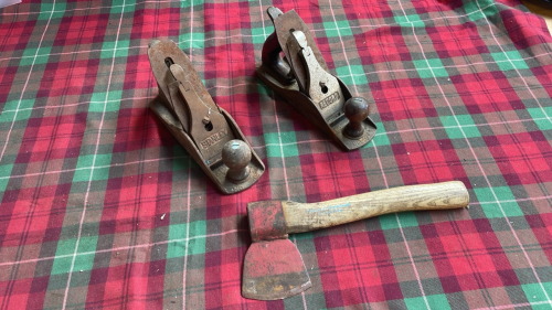 AXE & 2 WOOD WORKING PLANES