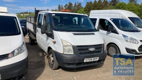 Ford Transit 100 T350l D/c Rwd - 2402cc 4 Door Van