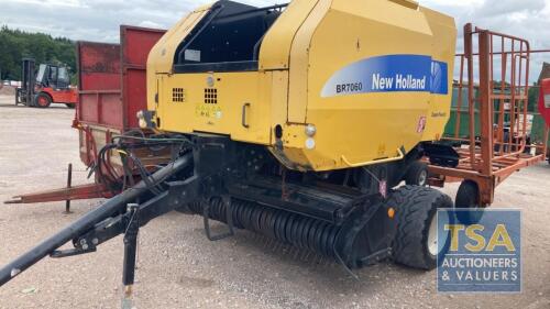 NH BR 7060 SUPERFEED 2 ROUND BALER WITH PTO & C/BOX IN P/C