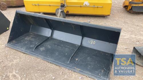 2.1M BUCKET C/W EURO BRACKETS