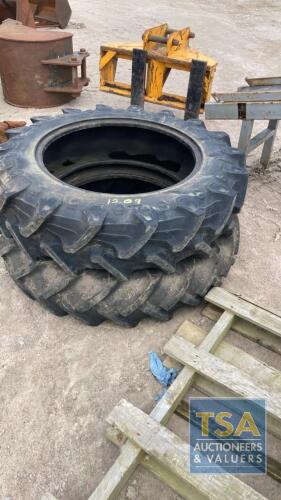 FRONT TRACTOR TYRES 12.4 R28