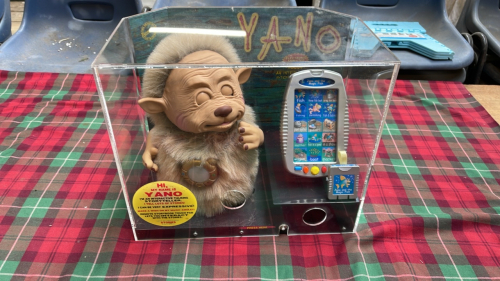 YANO INTERACTIVE TAKING STORY TELLER