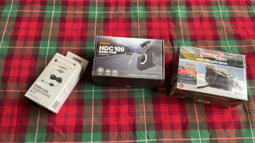 HALFORDS DASH CAM HDC 100 & MINI COMPRESSOR