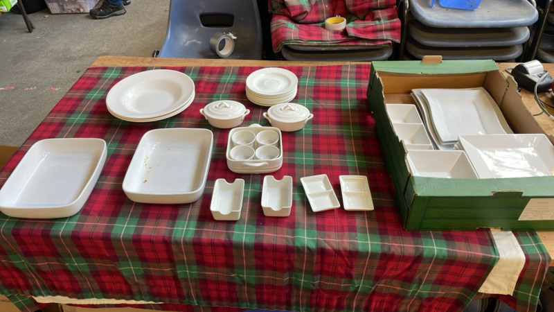 X2 BOX WHITE DINNERWARE