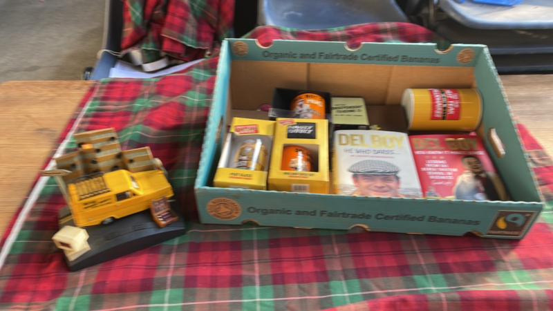 BOX OF DEL BOY ITEMS