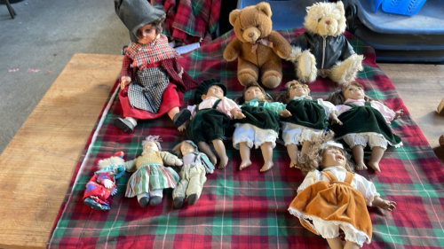 BOX OF DOLLS & TEDDIES