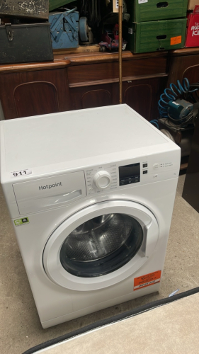 HOTPOINT WASHING MACHINE