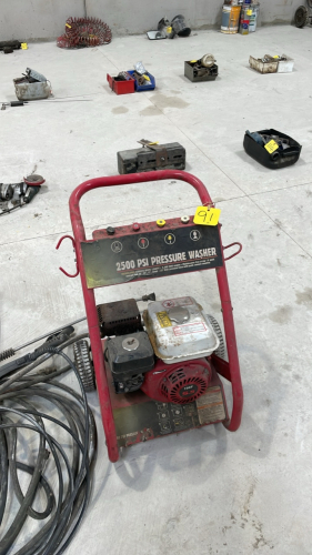 2500 PSI PRESSURE WASHER