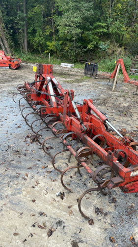 4M FARM FORCE FOLDING PRESS