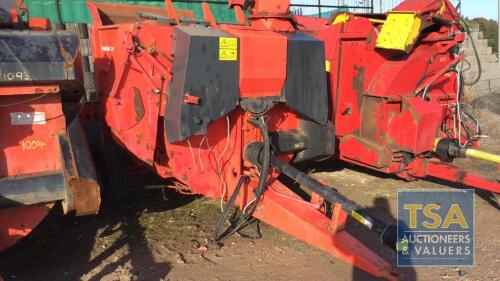 KUHN 3560 PRIMOR BEDDER WITH PTO