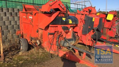 KUHN 3570 PRIMOR BEDDER WITH PTO