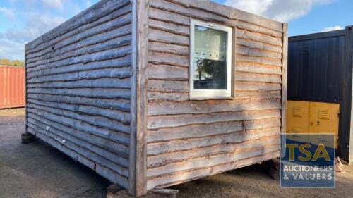 22 X 10 LARCH CABIN - CENTRAL DOOR ACCESS INTO VESTIBLE