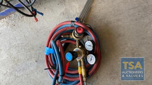 BURNING TOOL AND HOSE