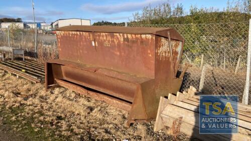 LAMB FEEDER HOPPER