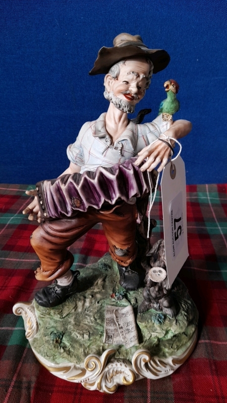 CAPO DI MONTE ACCORDIAN FIGURE