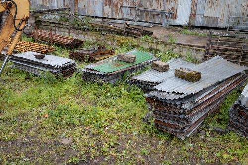 Corrugated iron x 4